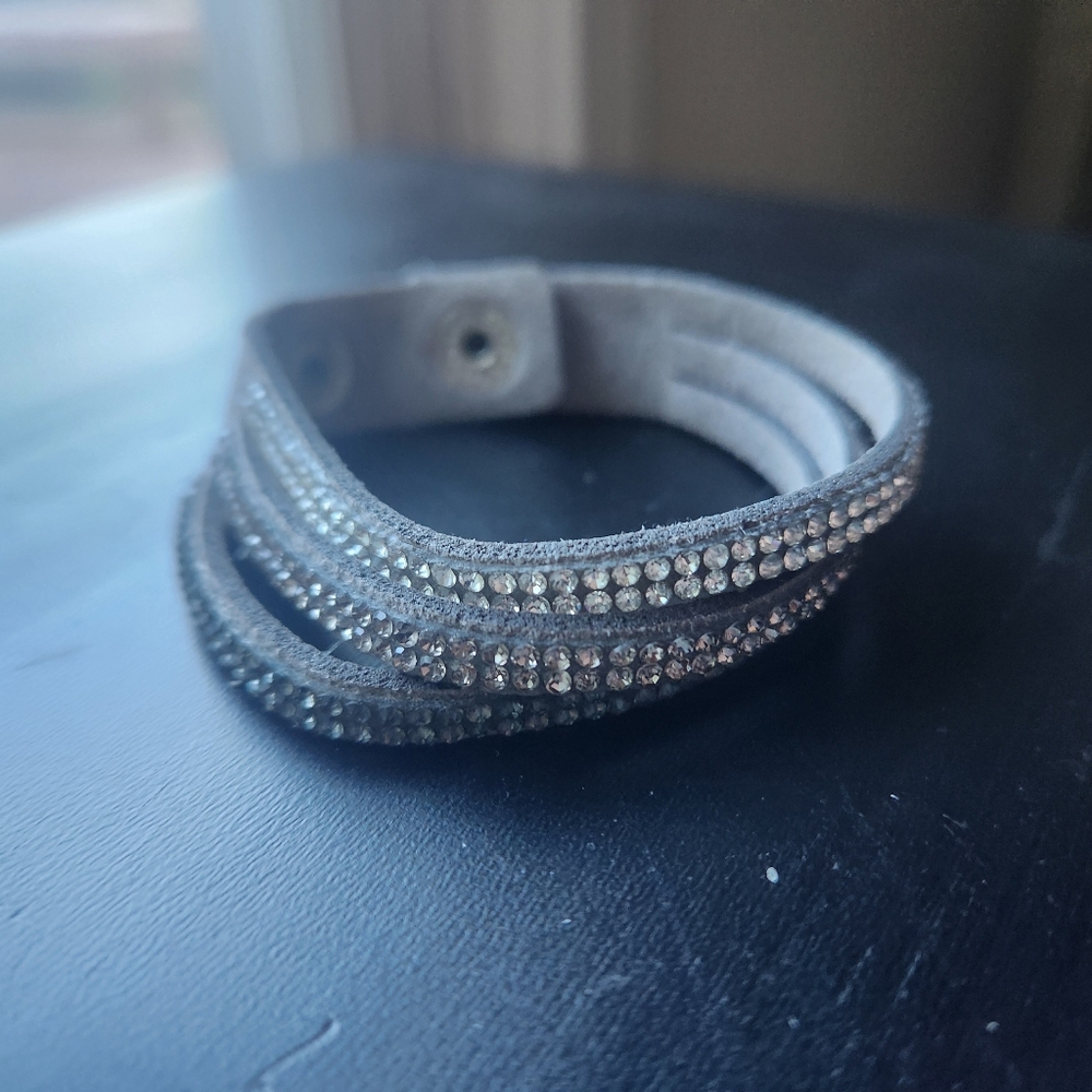 Rhinestone and Gray Leather Bracelet